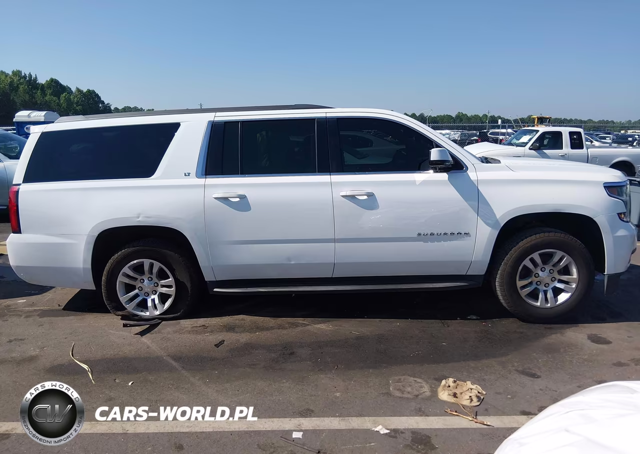 2019 Chevrolet Suburban Lt VIN:1GNSCHKC8KR171672 - 13