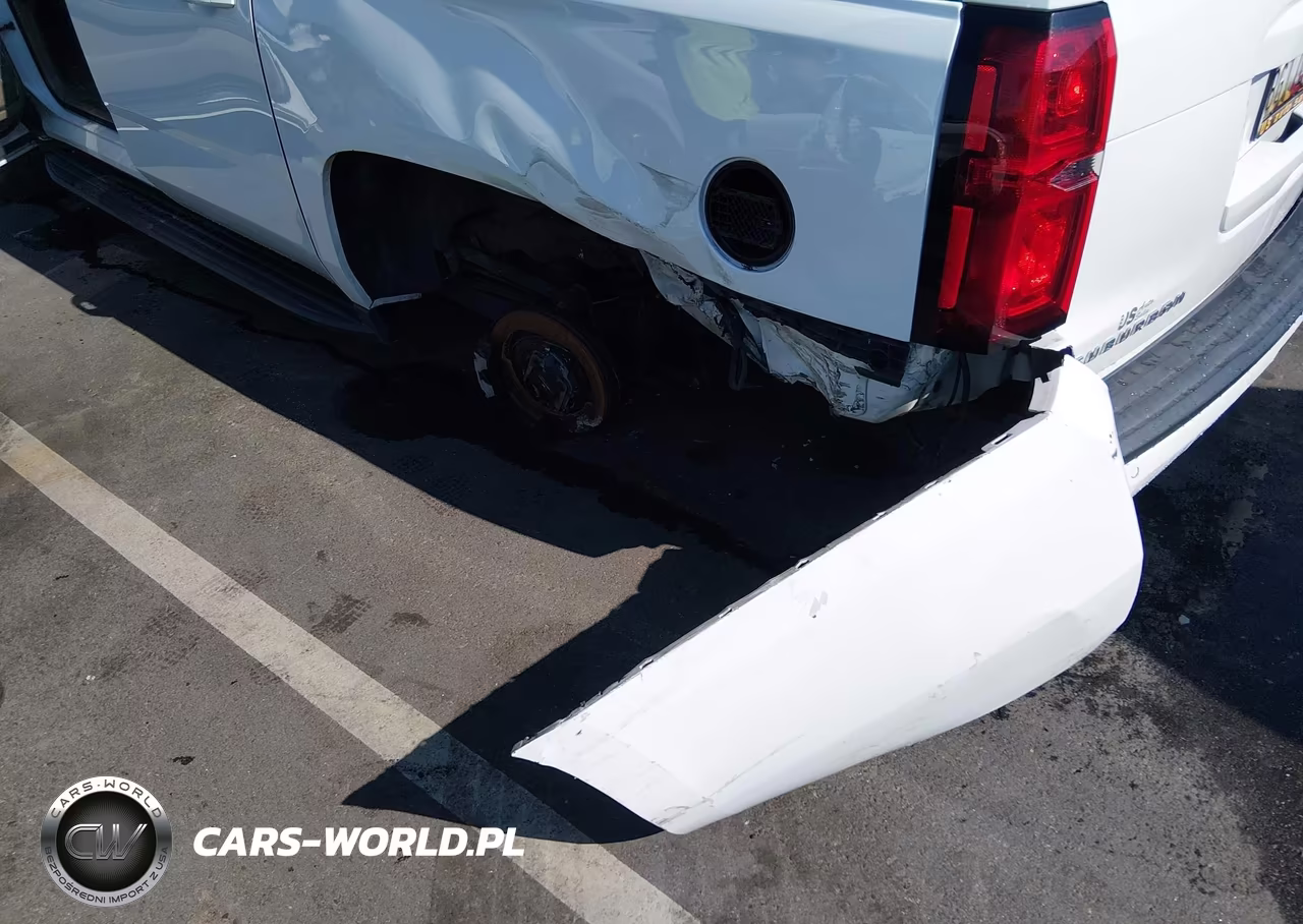 2019 Chevrolet Suburban Lt VIN:1GNSCHKC8KR171672 - 6