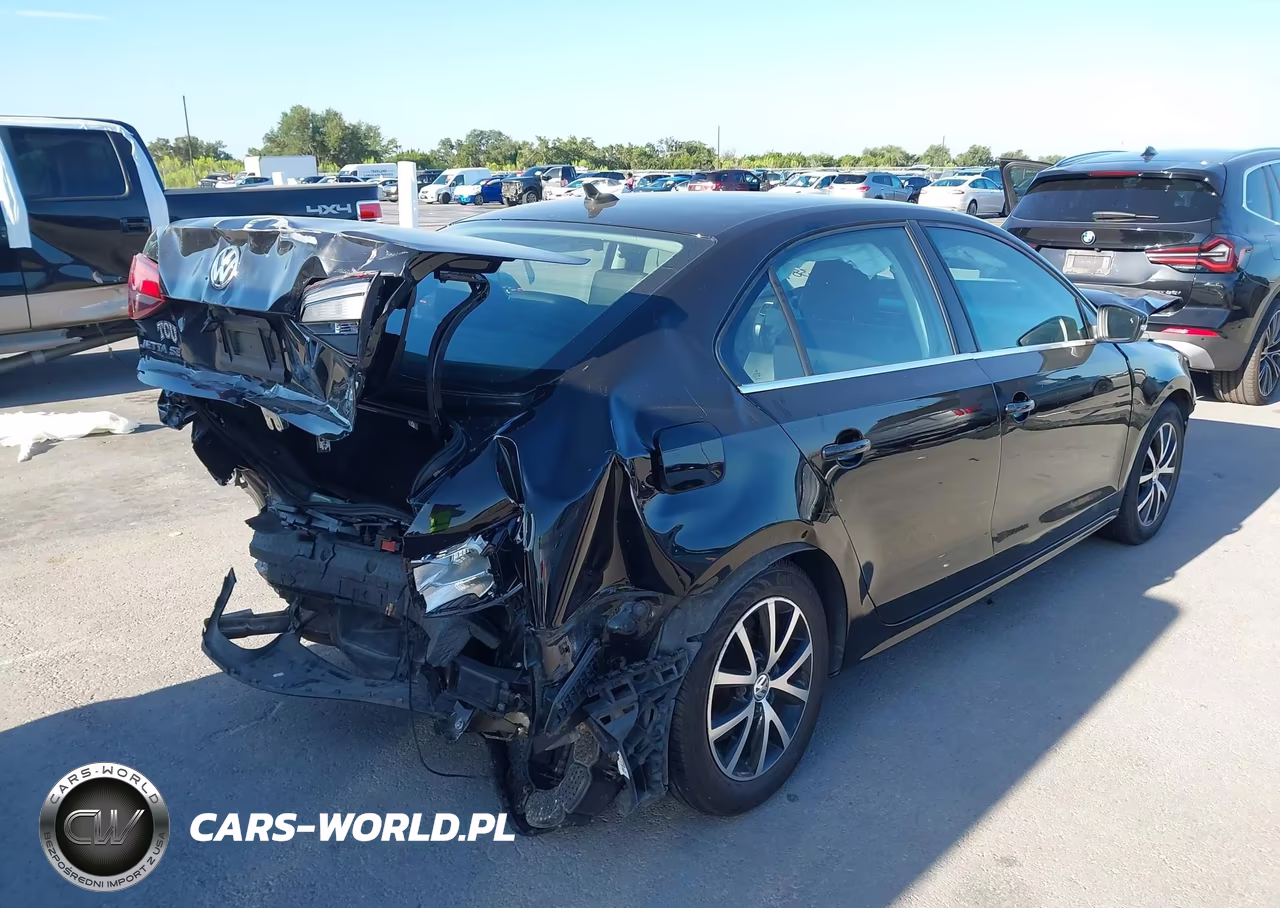 2017 Volkswagen Jetta 1.4T Se VIN:3VWDB7AJ3HM282930 - 4