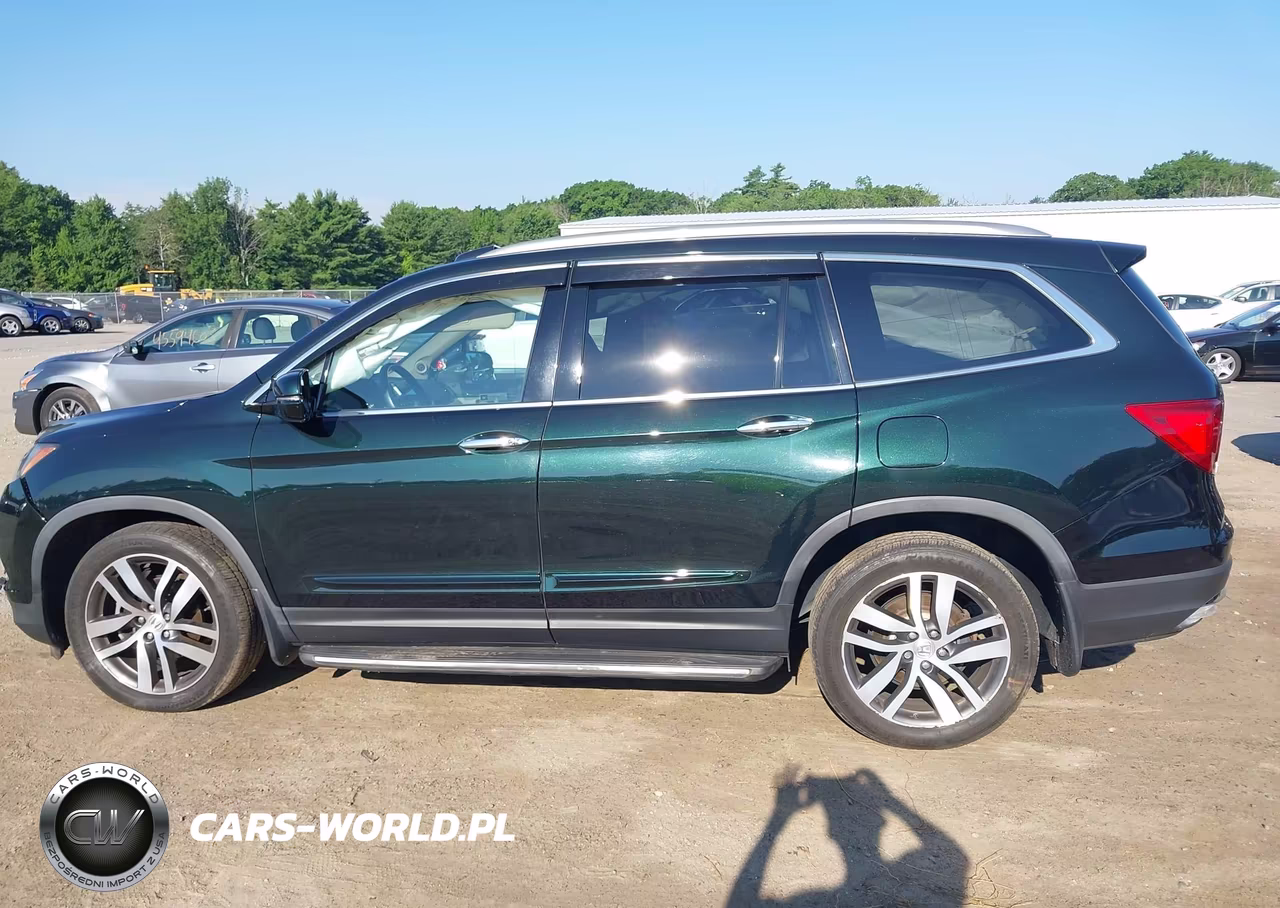 2017 Honda Pilot Touring VIN:5FNYF6H99HB035785 - 13