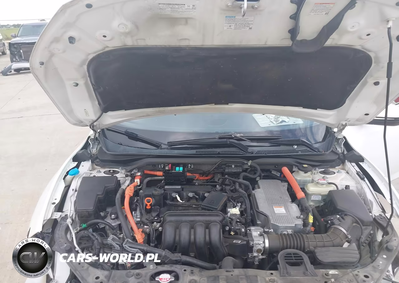 2019 Honda Insight Touring VIN:19XZE4F95KE008773 - 10