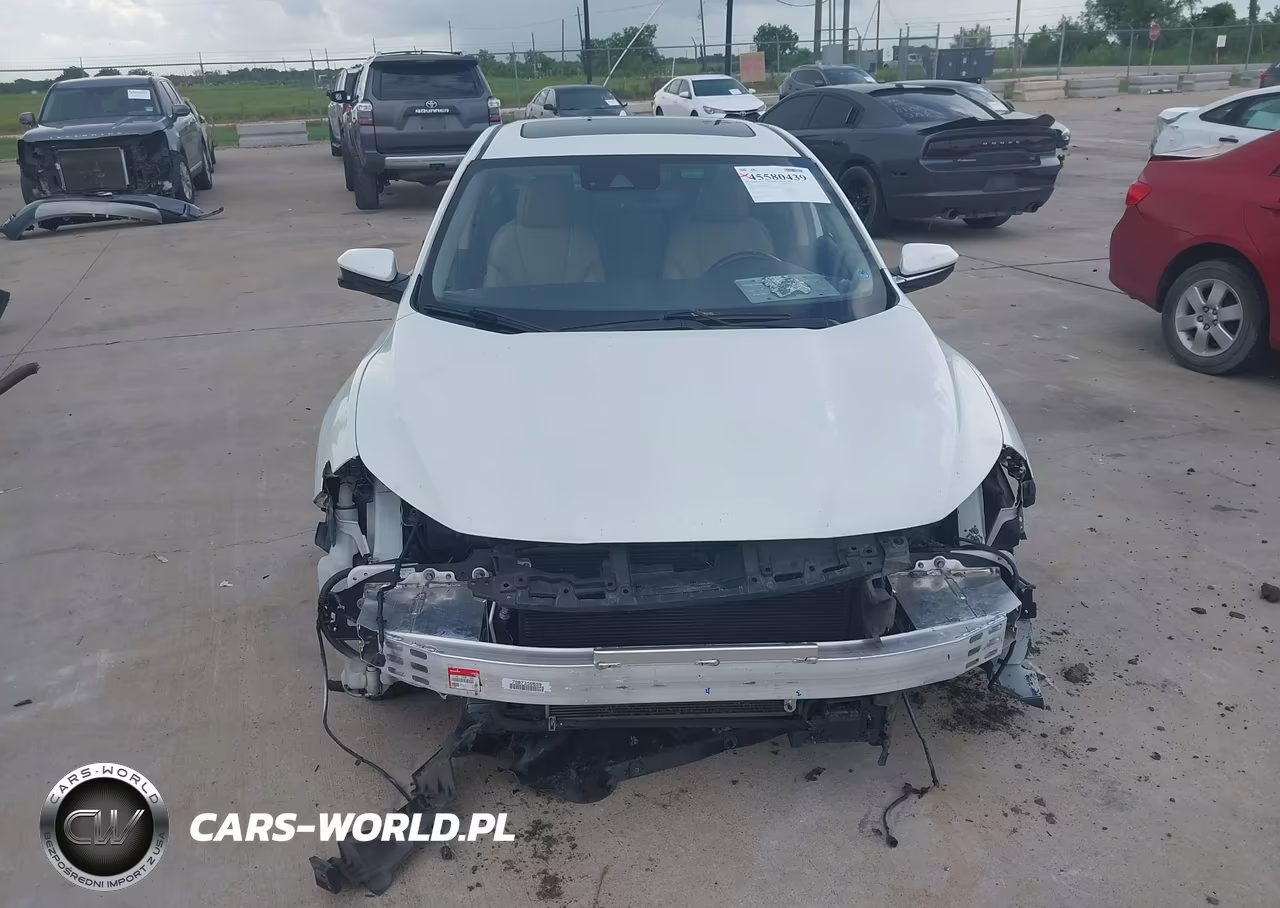 2019 Honda Insight Touring VIN:19XZE4F95KE008773 - 12