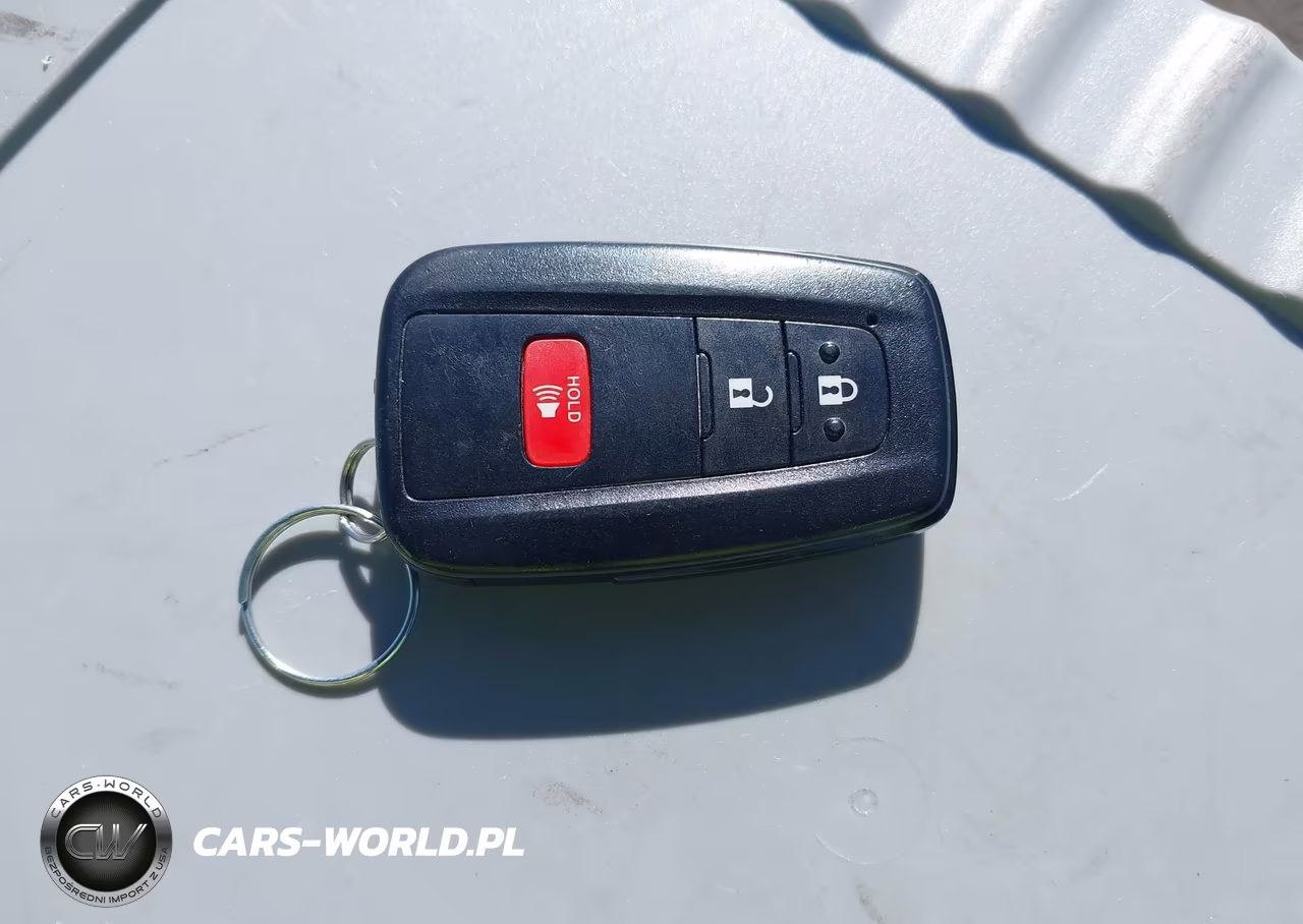 2022 Toyota Prius Le VIN:JTDKAMFU9N3164036 - 11