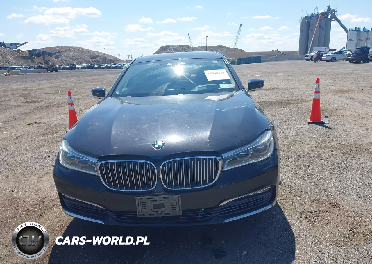 2017 BMW Alpina B7 xDrive VIN:WBA7F2C57HG421360 - 12