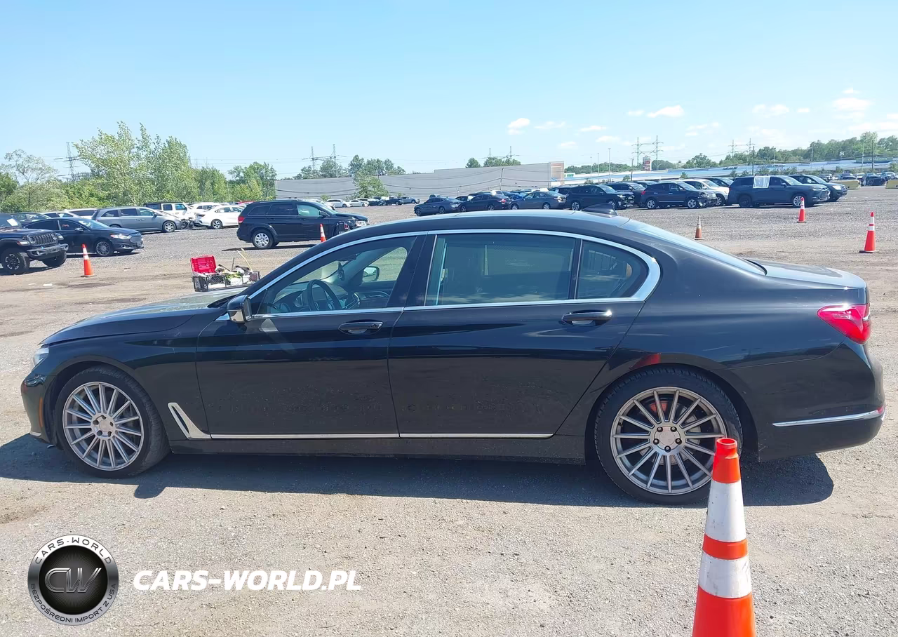 2017 BMW Alpina B7 xDrive VIN:WBA7F2C57HG421360 - 14