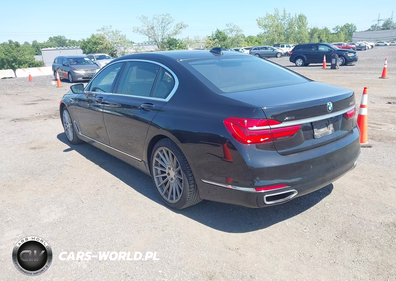 2017 BMW Alpina B7 xDrive VIN:WBA7F2C57HG421360 - 3