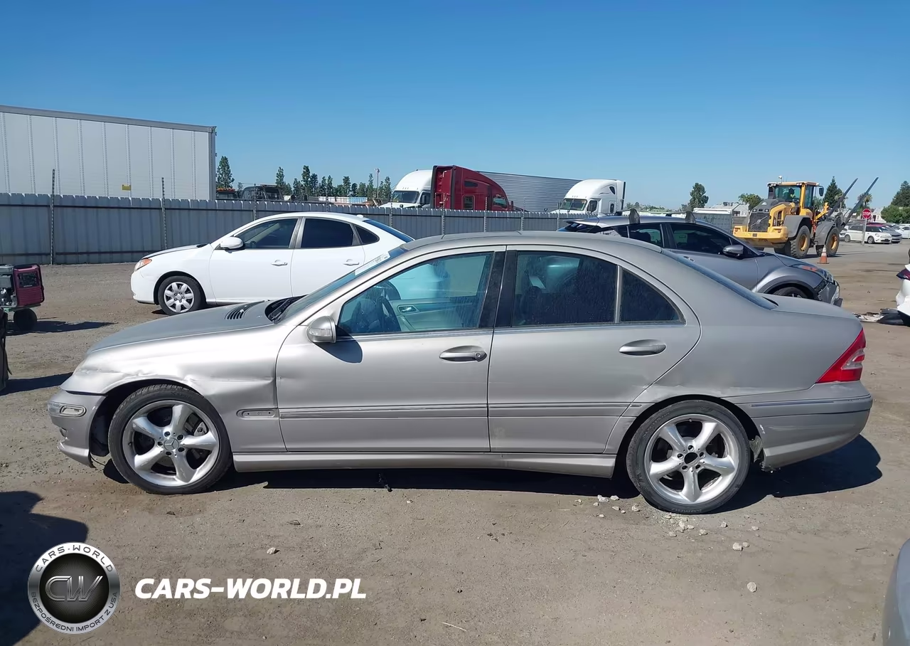 2005 Mercedes-Benz C 230 Kompressor Sport VIN:WDBRF40J75F624239 - 14