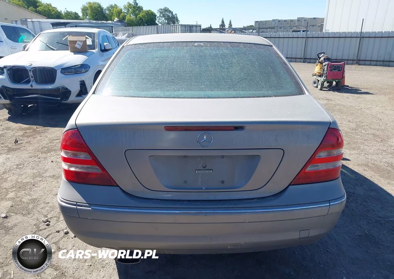 2005 Mercedes-Benz C 230 Kompressor Sport VIN:WDBRF40J75F624239 - 16