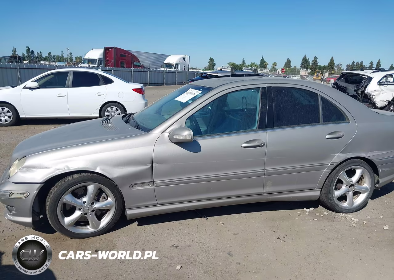 2005 Mercedes-Benz C 230 Kompressor Sport VIN:WDBRF40J75F624239 - 6