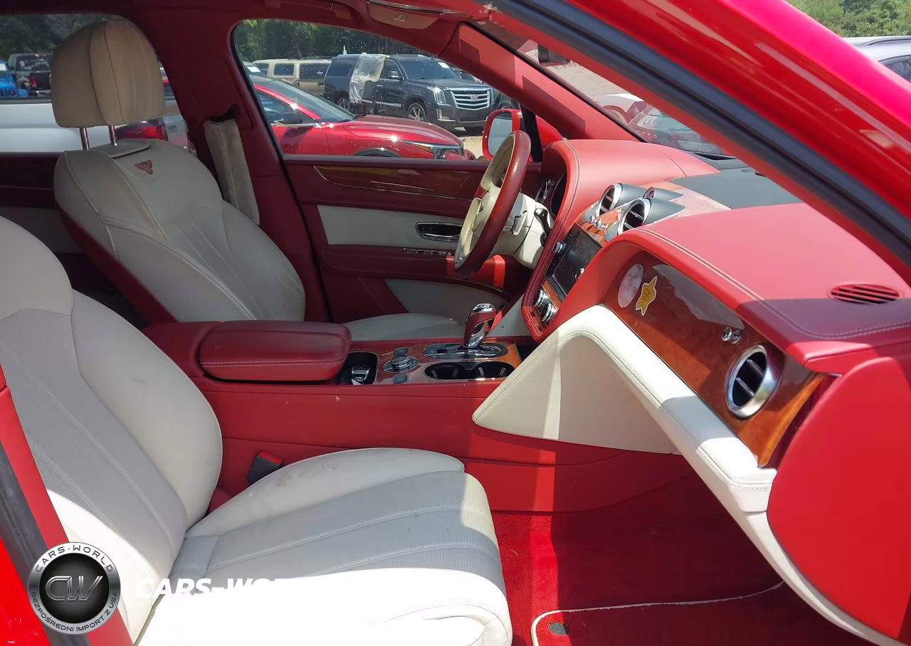 2019 Bentley Bentayga V8 VIN:SJAAM2ZV6KC026253 - 5