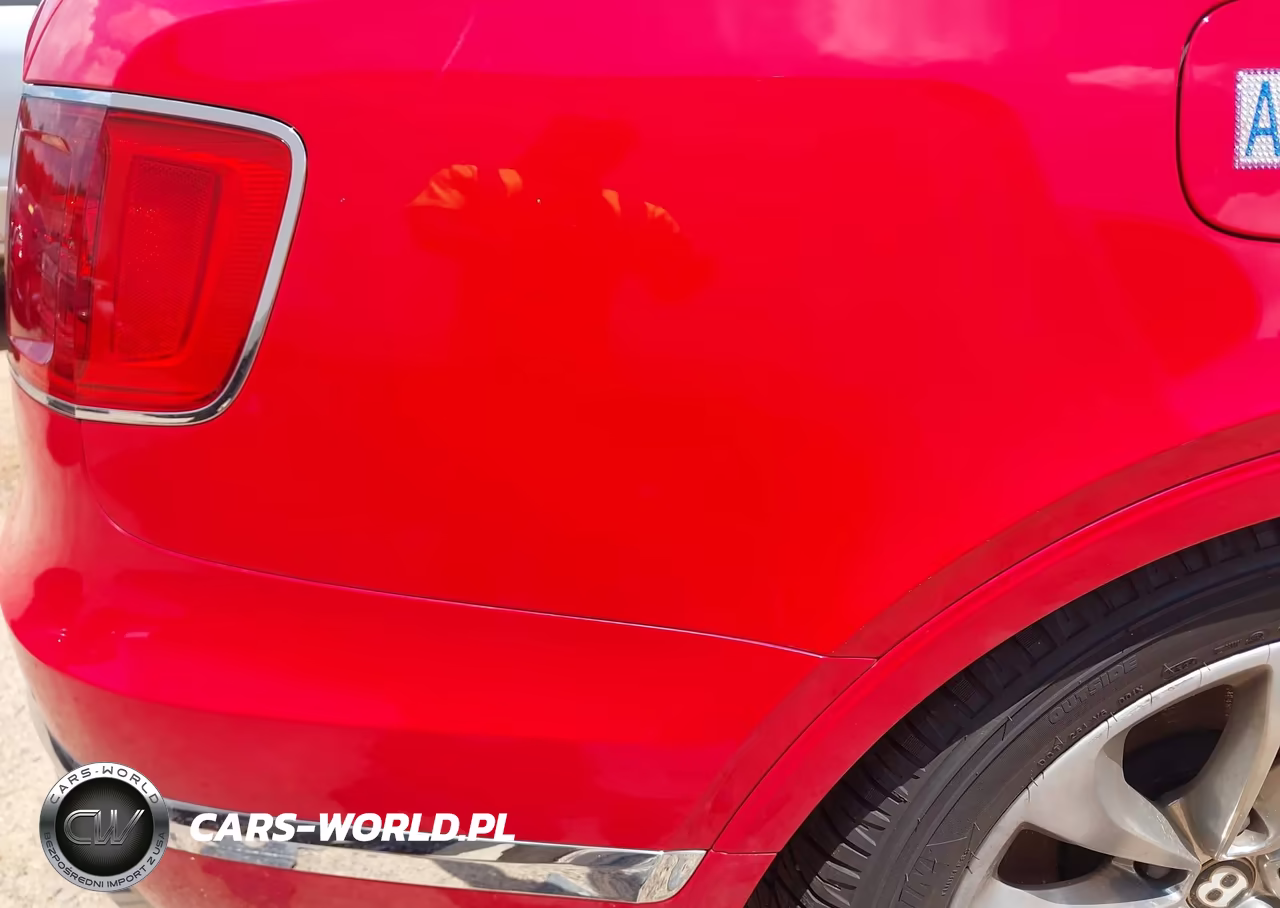 2019 Bentley Bentayga V8 VIN:SJAAM2ZV6KC026253 - 6