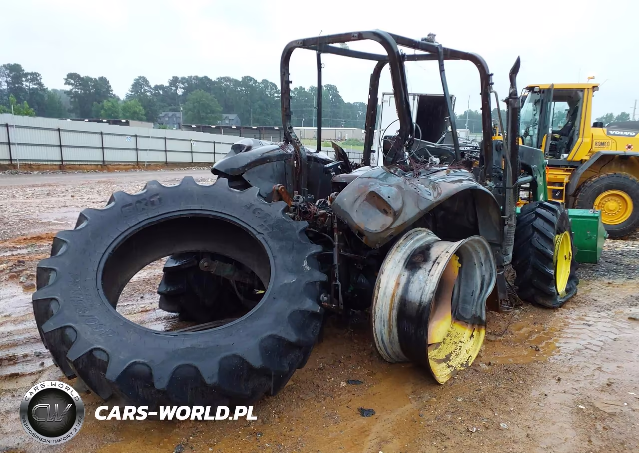 2015 John Deere 6330 Tractor VIN:1L06330XLBH701776 - 4