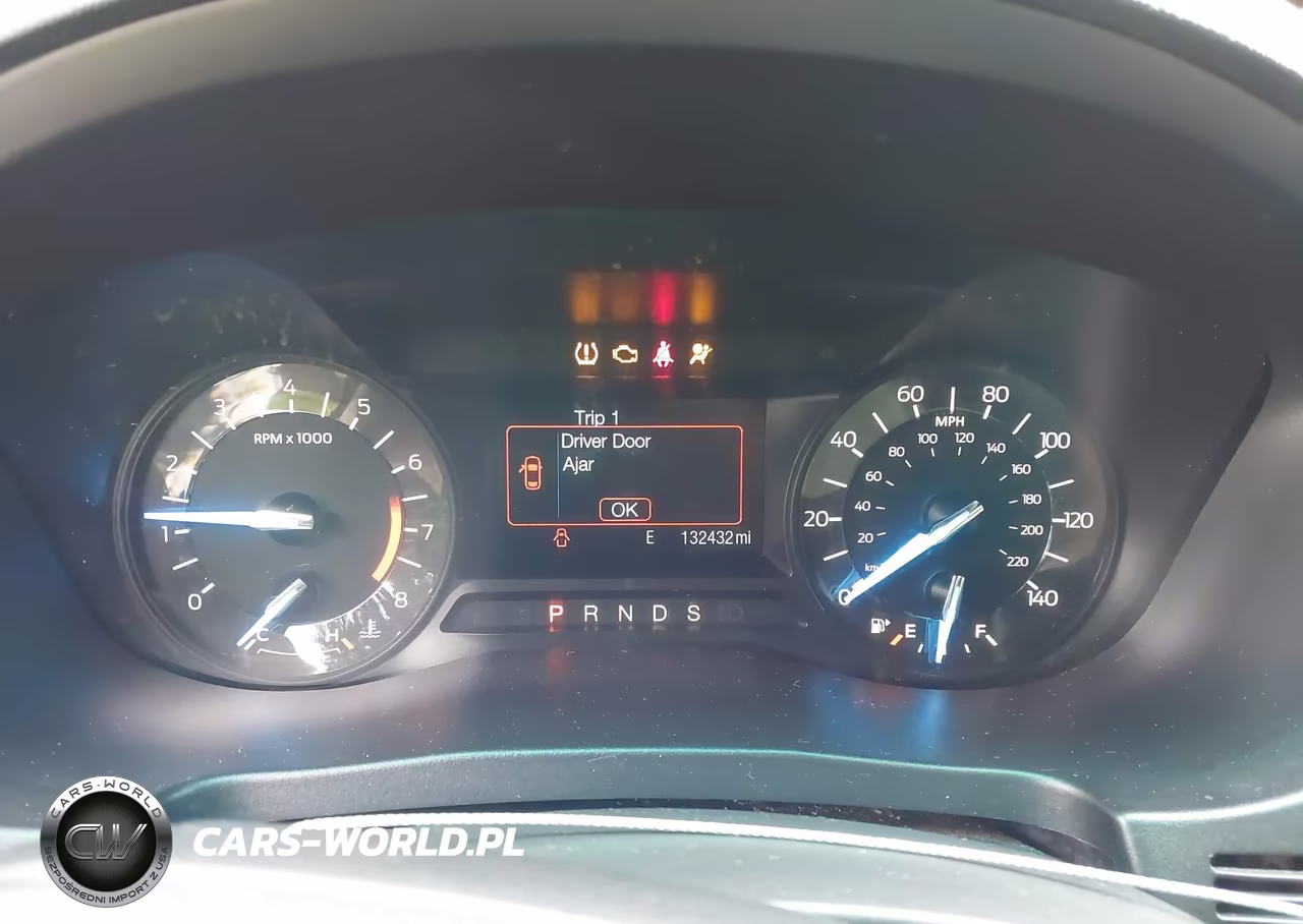 2016 Ford Explorer VIN:1FM5K8B88GGD11352 - 7