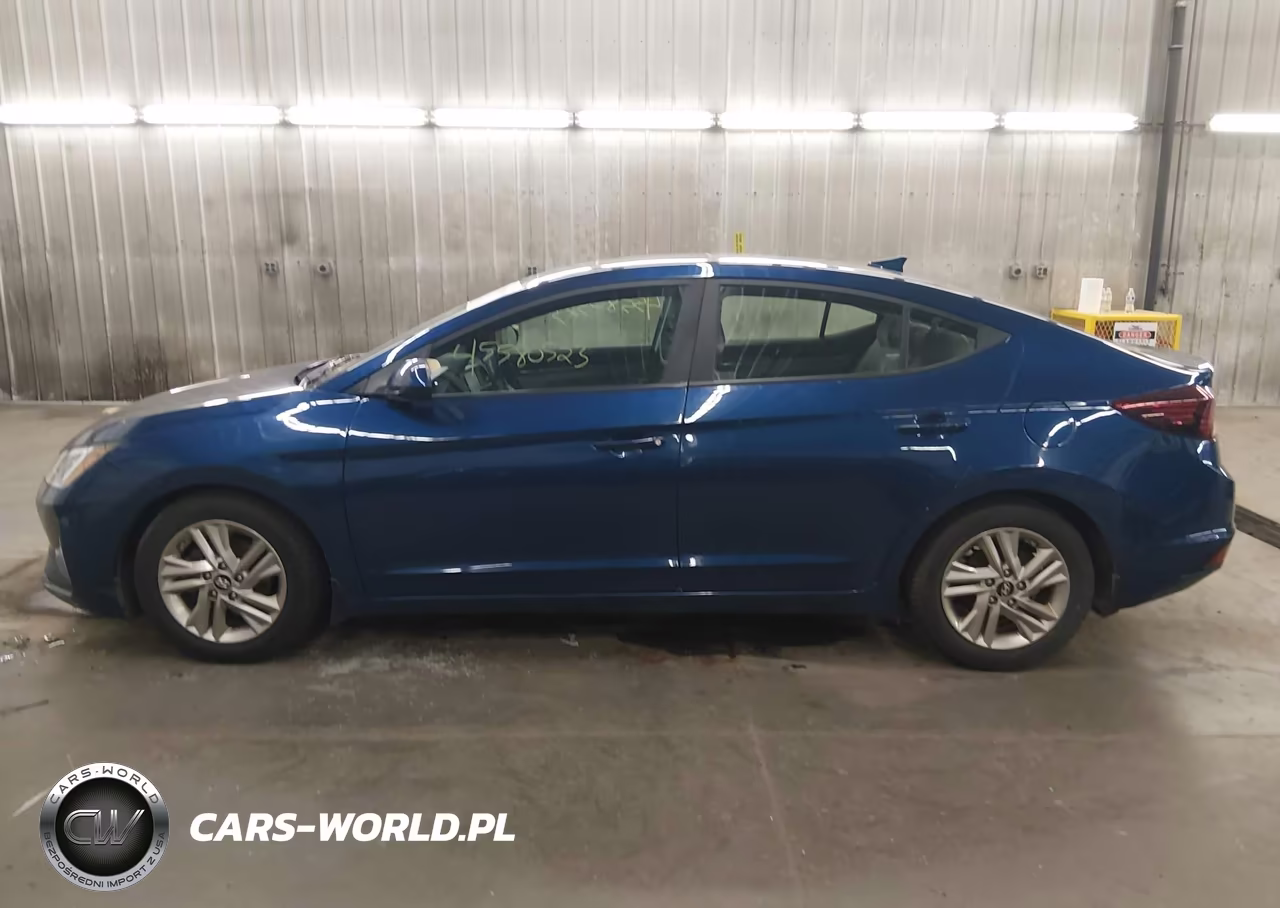 2019 Hyundai Elantra Value Edition VIN:5NPD84LF8KH479291 - 15