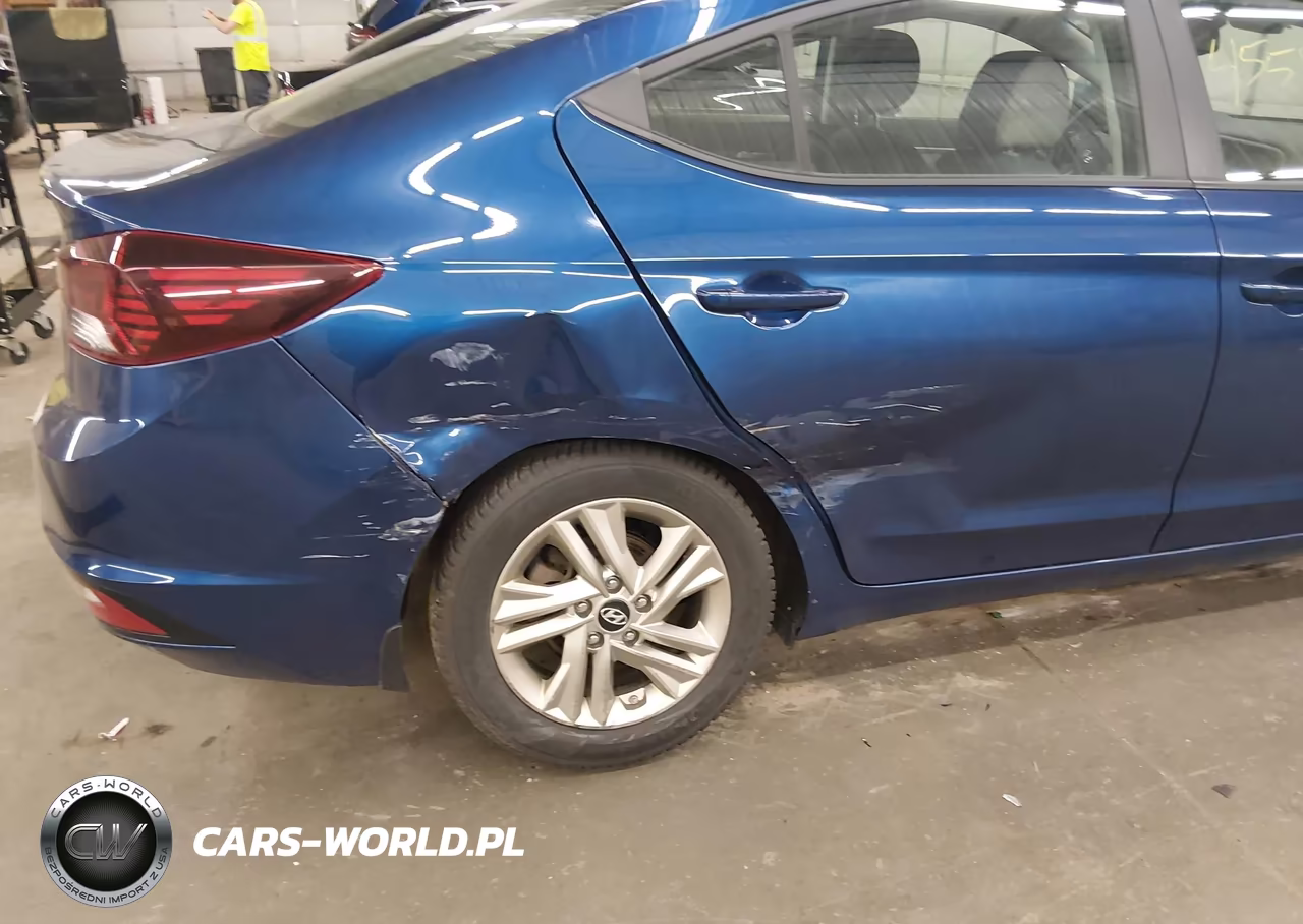 2019 Hyundai Elantra Value Edition VIN:5NPD84LF8KH479291 - 6