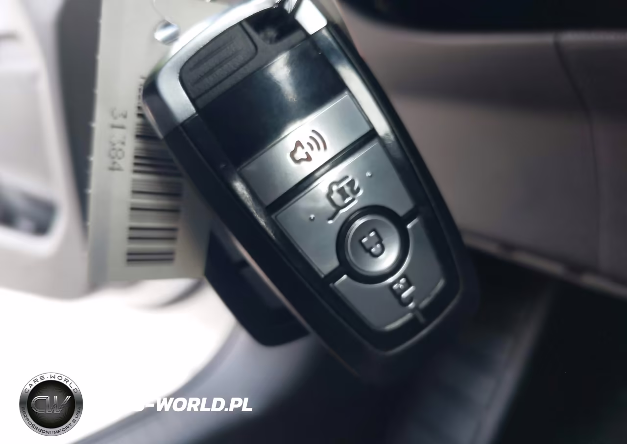 2025 Ford Escape St-Line VIN:1FMCU0MZ1SUA71547 - 11