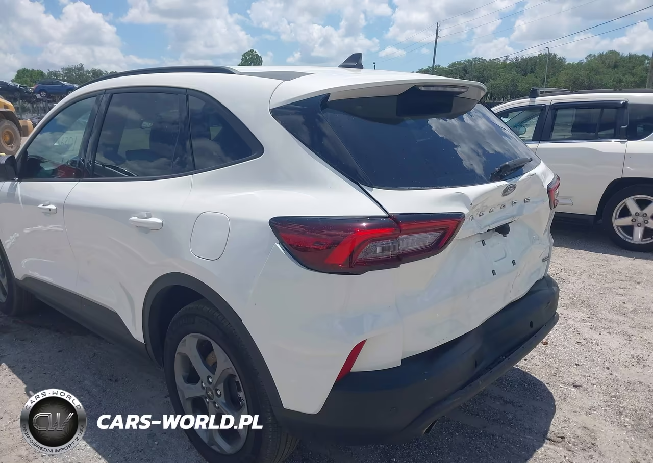 2025 Ford Escape St-Line VIN:1FMCU0MZ1SUA71547 - 13