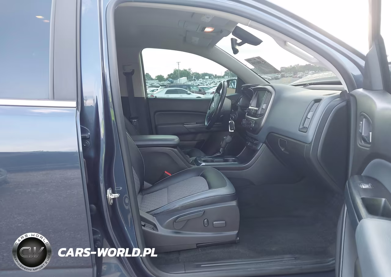 2018 Chevrolet Colorado Z71 VIN:1GCGTDEN5J1184297 - 5