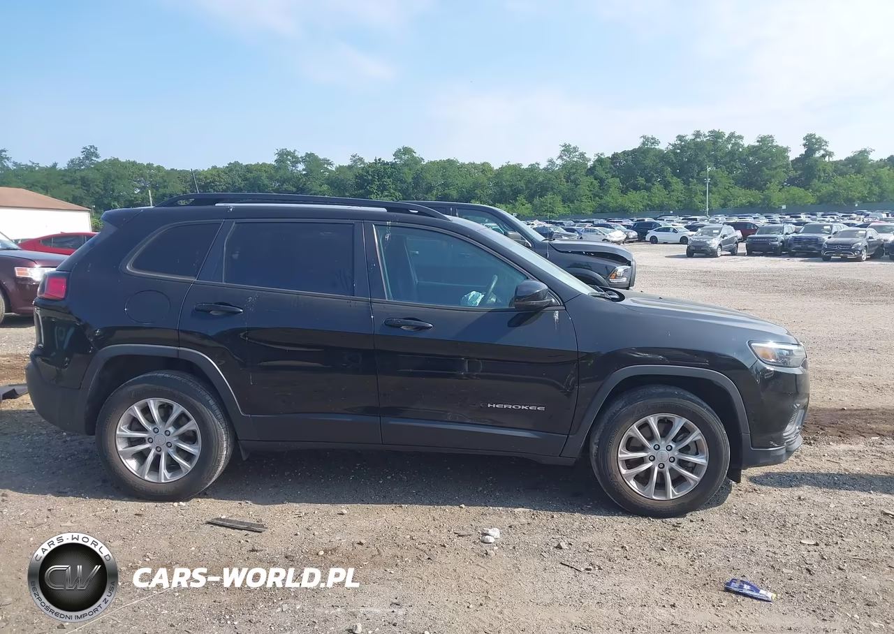 2022 Jeep Cherokee Latitude Lux 4X4 VIN:1C4PJMMX3ND535981 - 13
