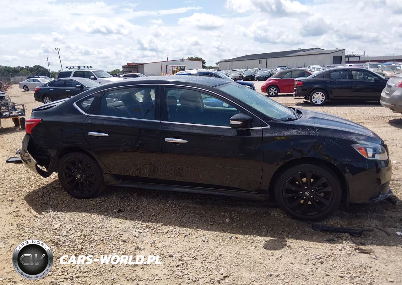 2018 Nissan Sentra Sr VIN:3N1AB7AP3JY255822 - 13