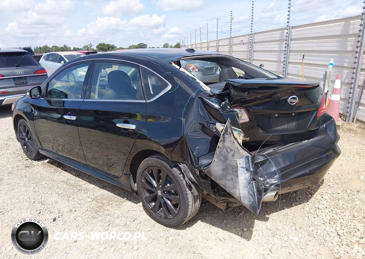 2018 Nissan Sentra Sr VIN:3N1AB7AP3JY255822 - 3