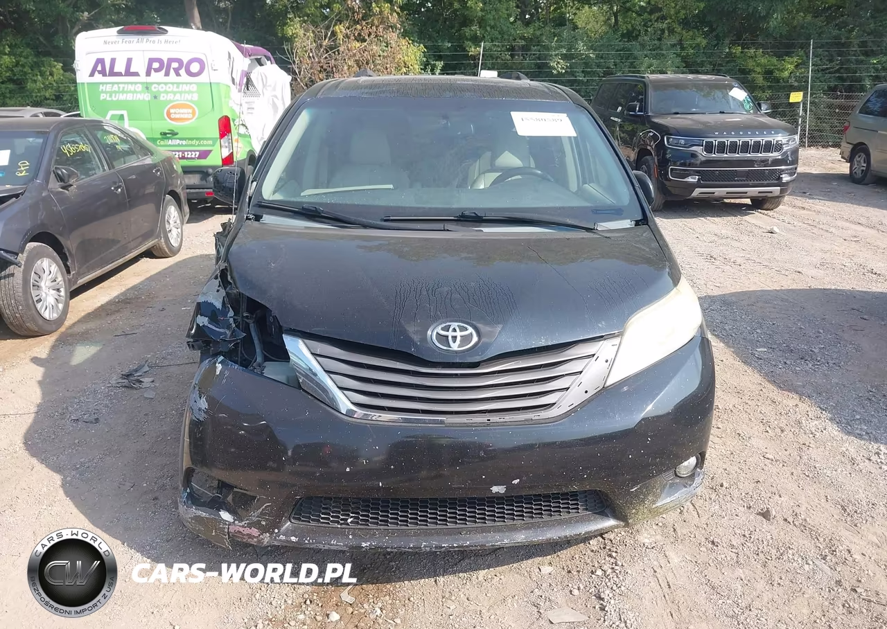2012 Toyota Sienna Xle V6 8 Passenger VIN:5TDYK3DC1CS248116 - 12
