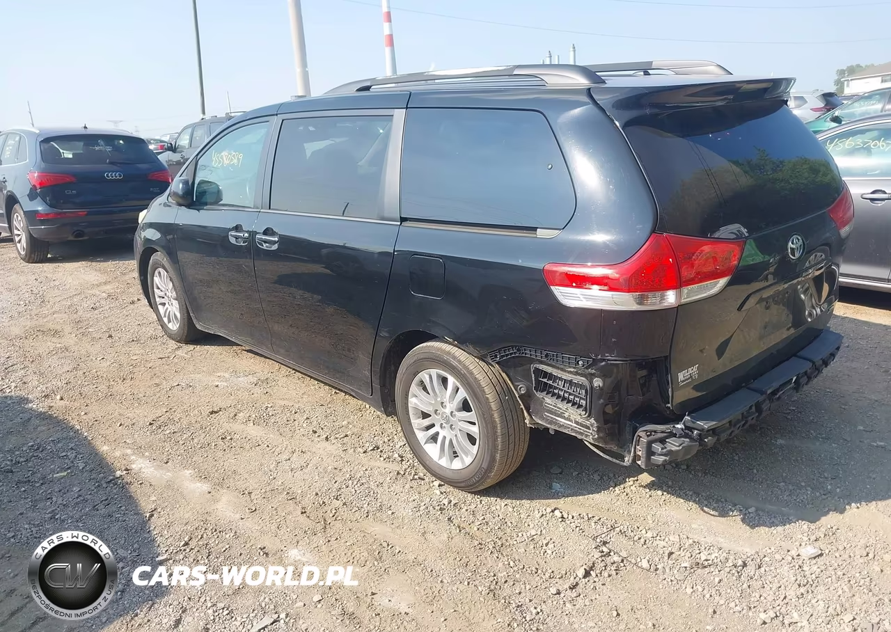 2012 Toyota Sienna Xle V6 8 Passenger VIN:5TDYK3DC1CS248116 - 3