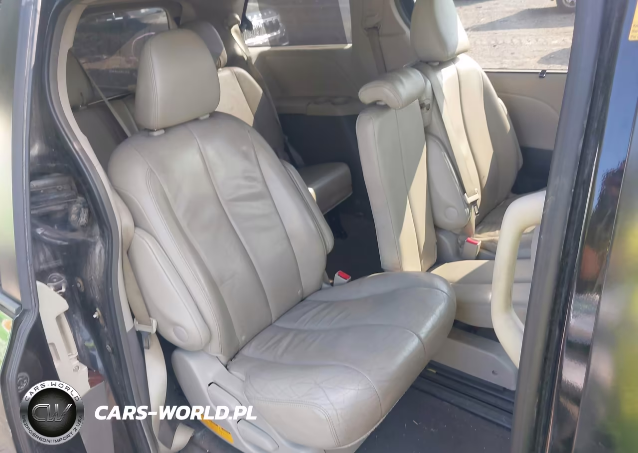 2012 Toyota Sienna Xle V6 8 Passenger VIN:5TDYK3DC1CS248116 - 8