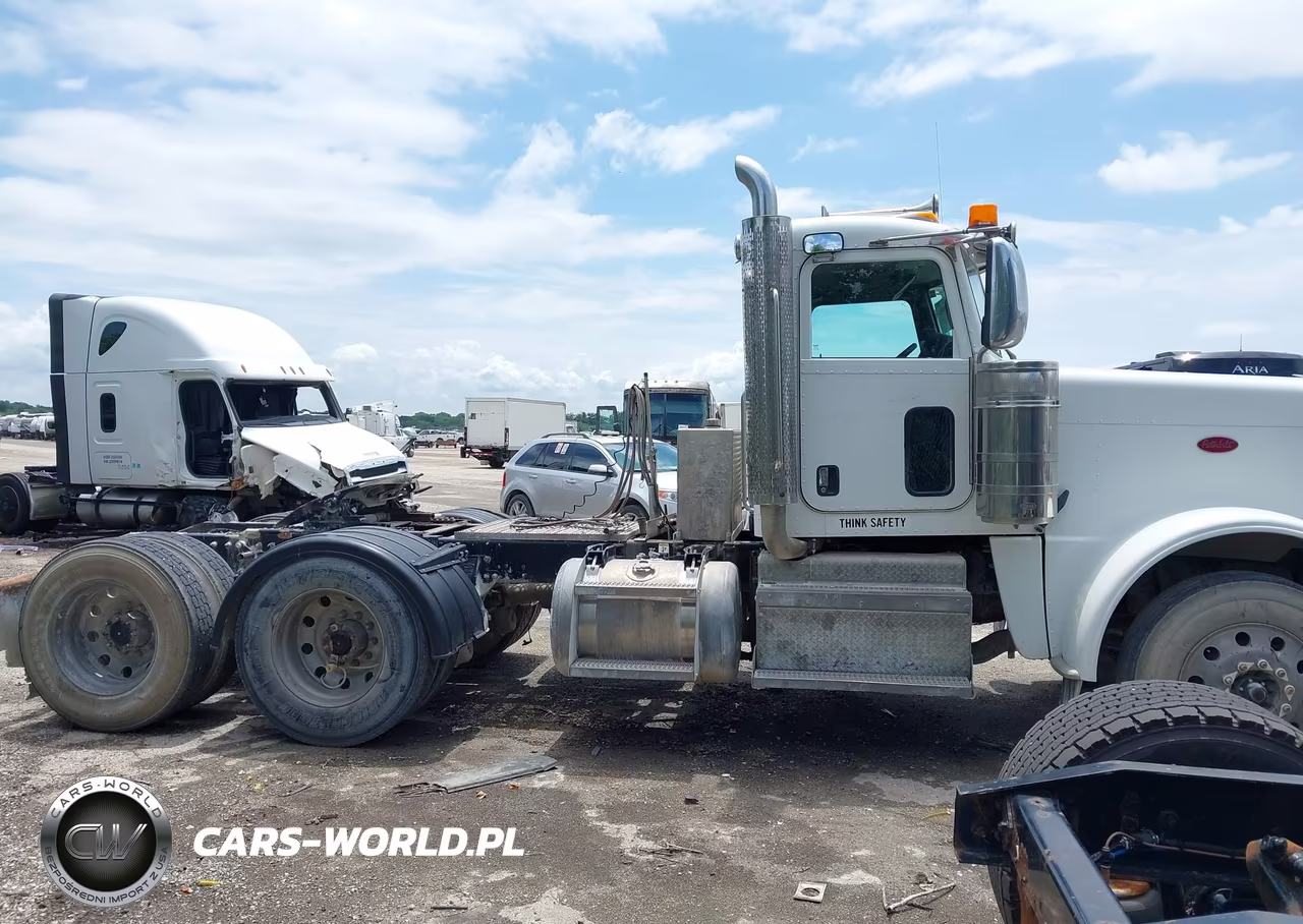 2017 Peterbilt 389 VIN:1XPXD79X8HD391316 - 13
