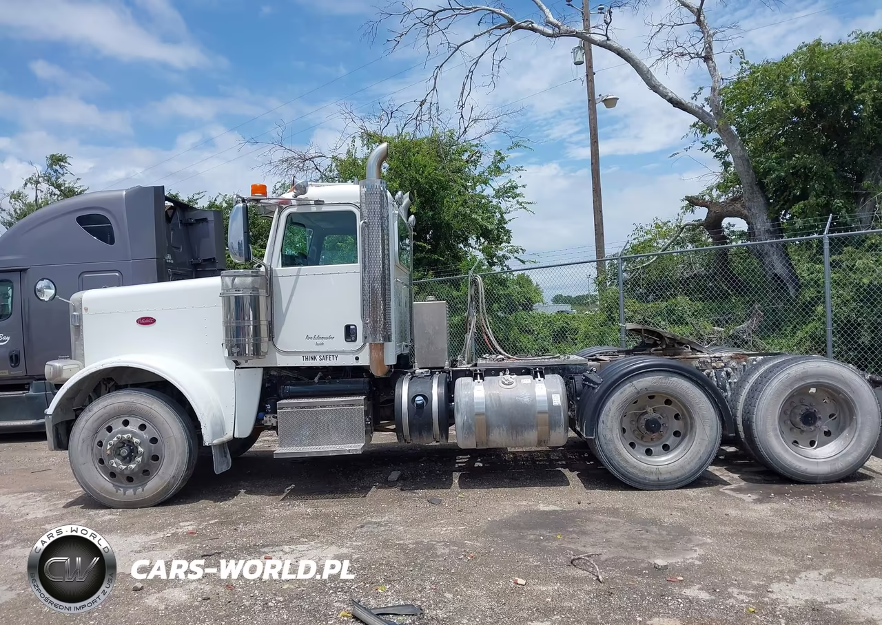 2017 Peterbilt 389 VIN:1XPXD79X8HD391316 - 14