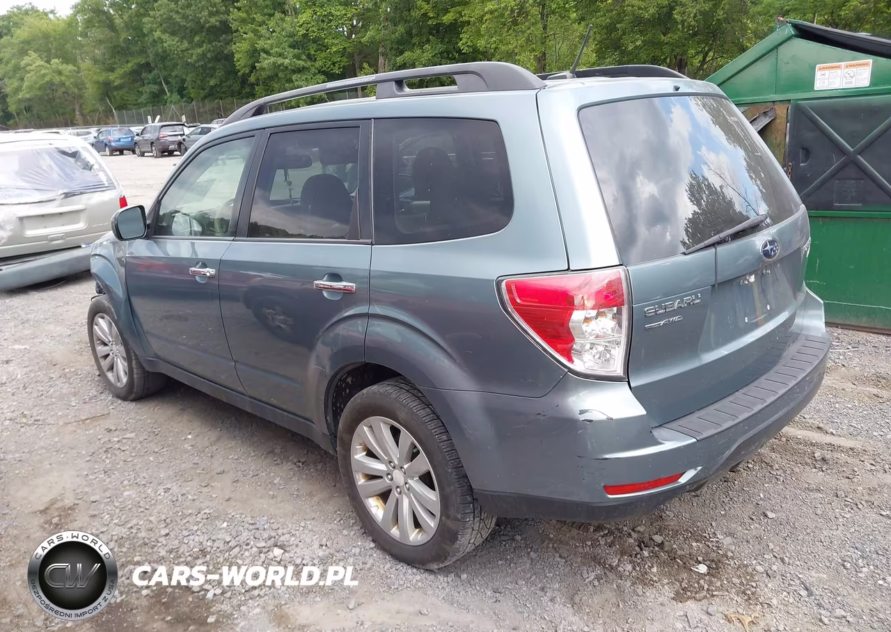 2011 Subaru Forester 2.5X Premium VIN:JF2SHADC7BH746480 - 3