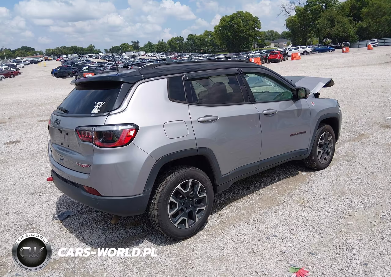2021 Jeep Compass Trailhawk 4X4 VIN:3C4NJDDB9MT520096 - 4