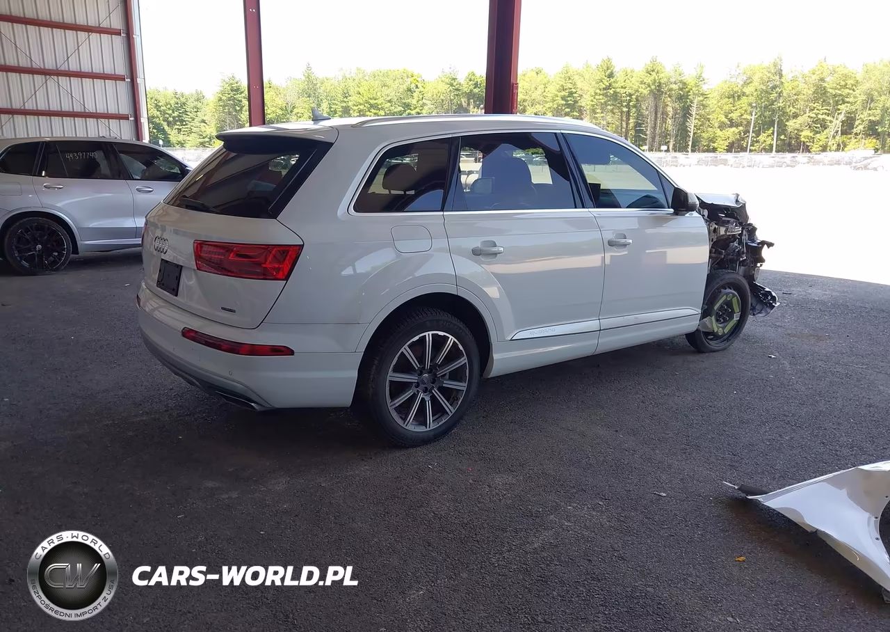 2018 Audi Q7 2.0T Premium VIN:WA1LHAF75JD018983 - 4