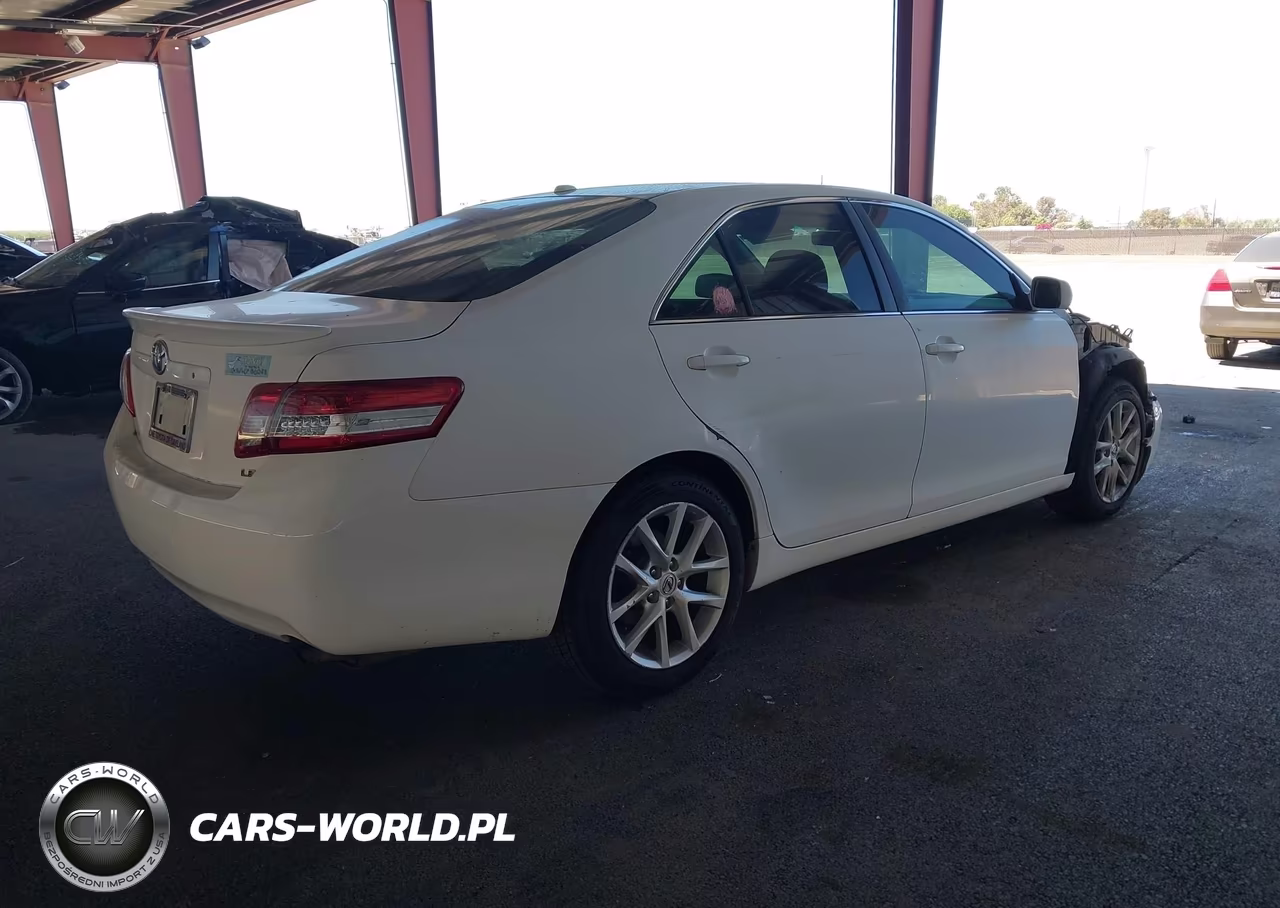 2011 Toyota Camry Le VIN:4T4BF3EK5BR200095 - 4