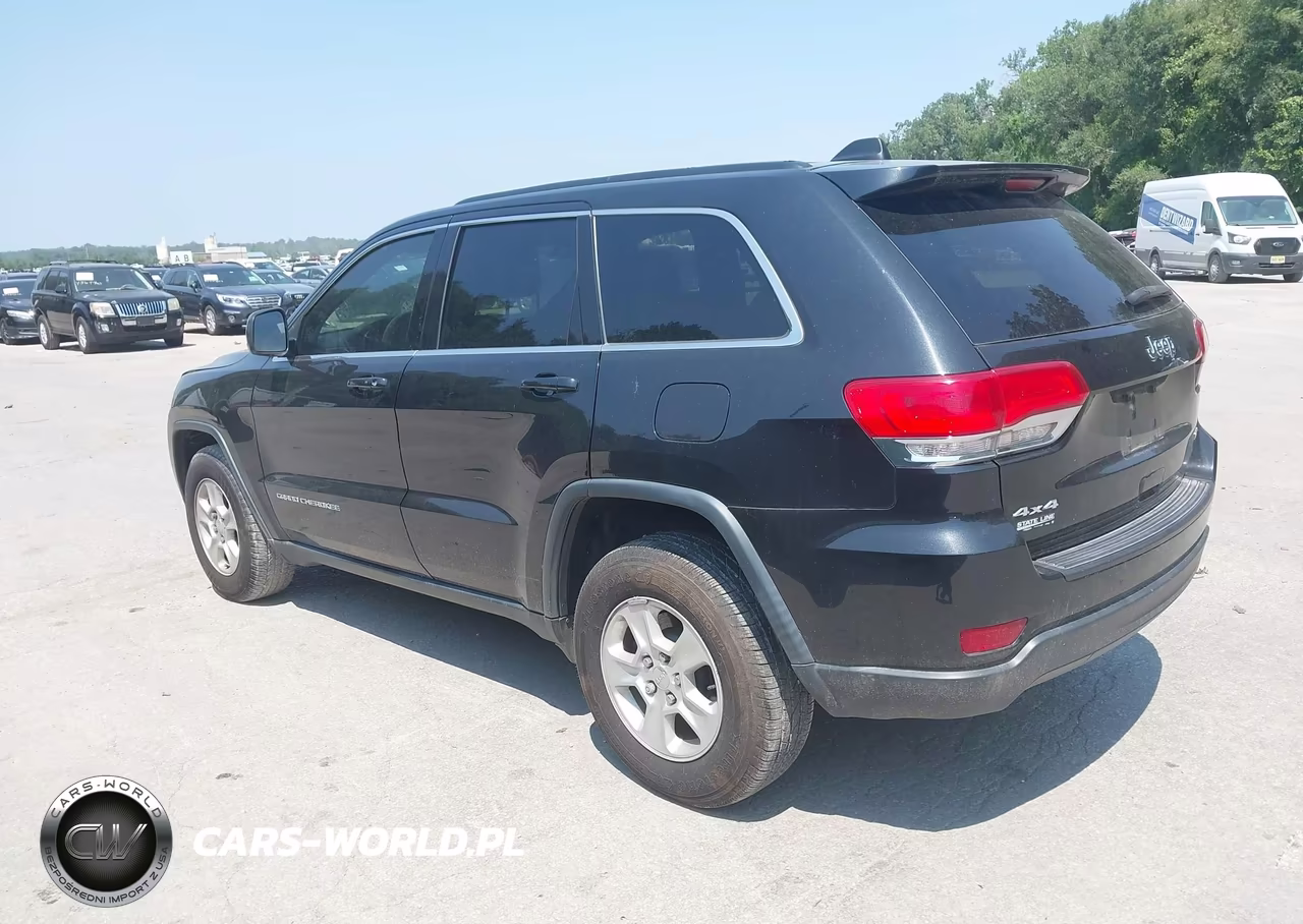 2016 Jeep Grand Cherokee Laredo VIN:1C4RJFAGXGC414477 - 3