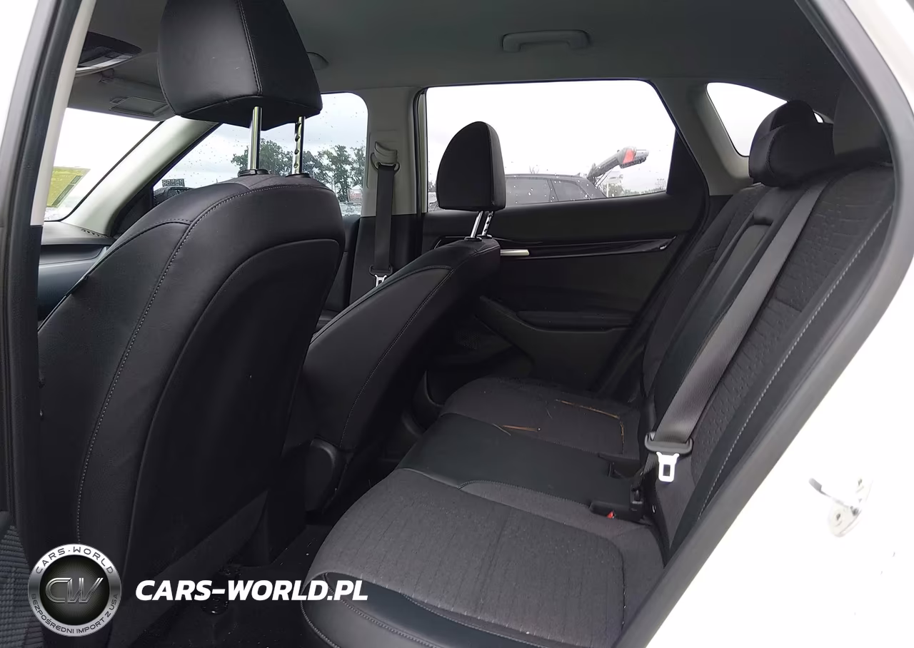 2021 Kia Seltos S VIN:KNDEUCAA9M7046460 - 8