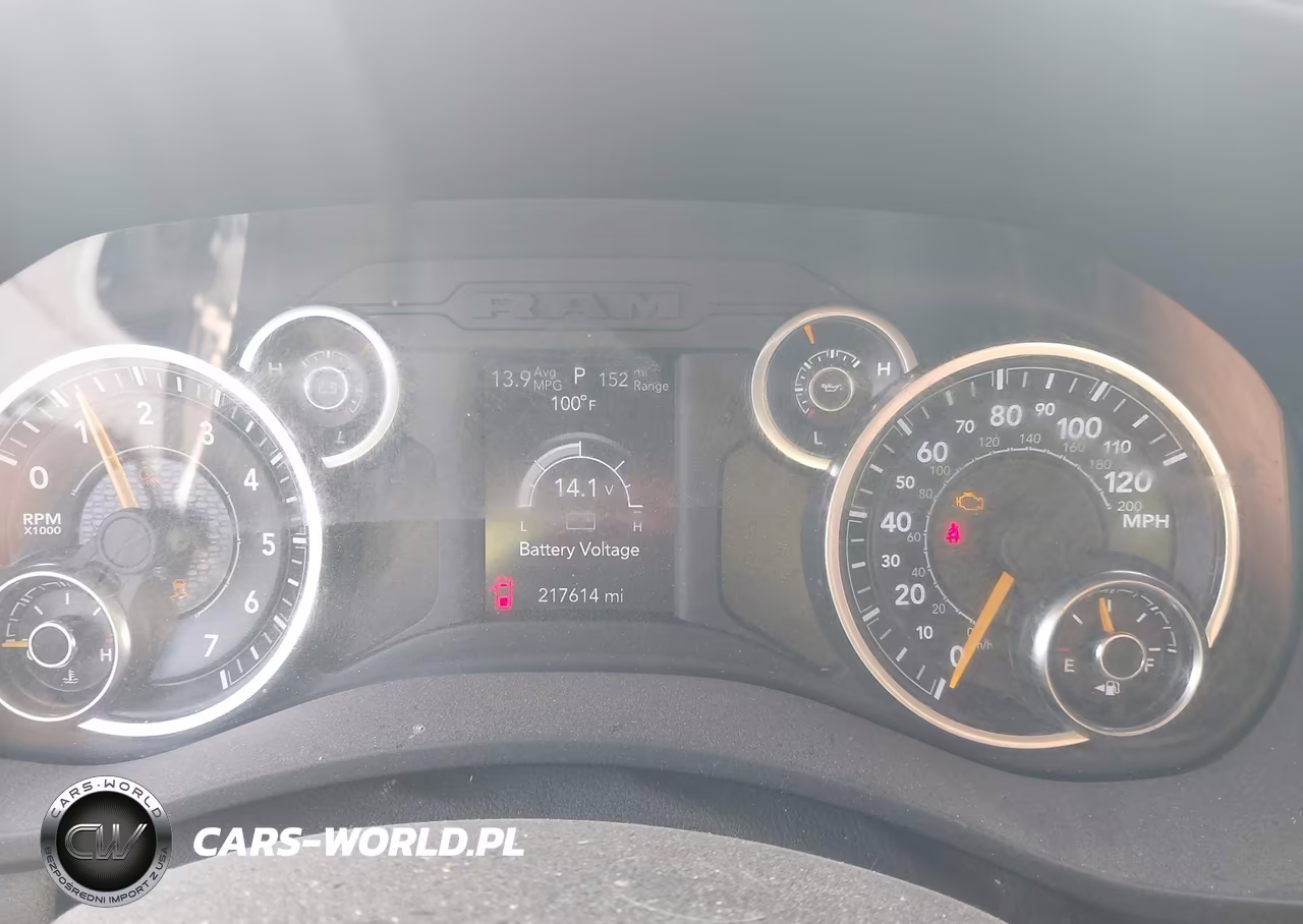 2019 Ram 3500 Big Horn 4X4 8' Box VIN:3C63R3HJ4KG724264 - 5