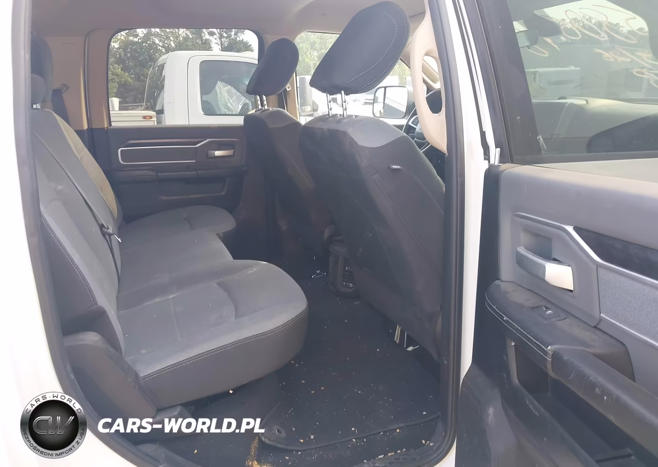 2019 Ram 3500 Big Horn 4X4 8' Box VIN:3C63R3HJ4KG724264 - 6