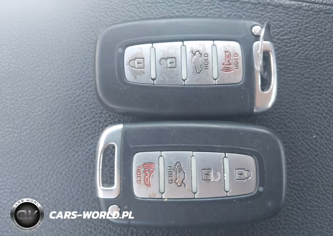2012 Hyundai Sonata Hybrid VIN:KMHEC4A41CA041396 - 11