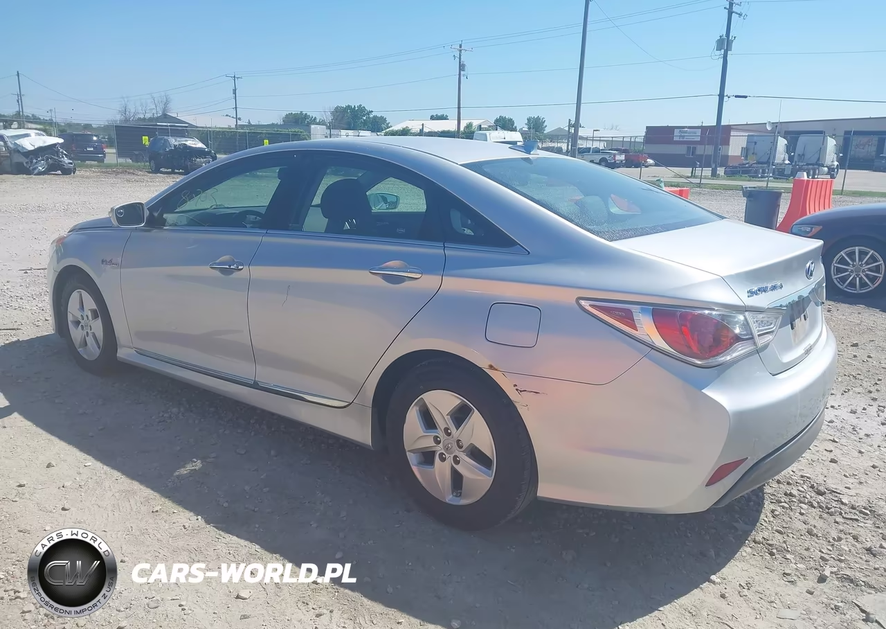 2012 Hyundai Sonata Hybrid VIN:KMHEC4A41CA041396 - 3