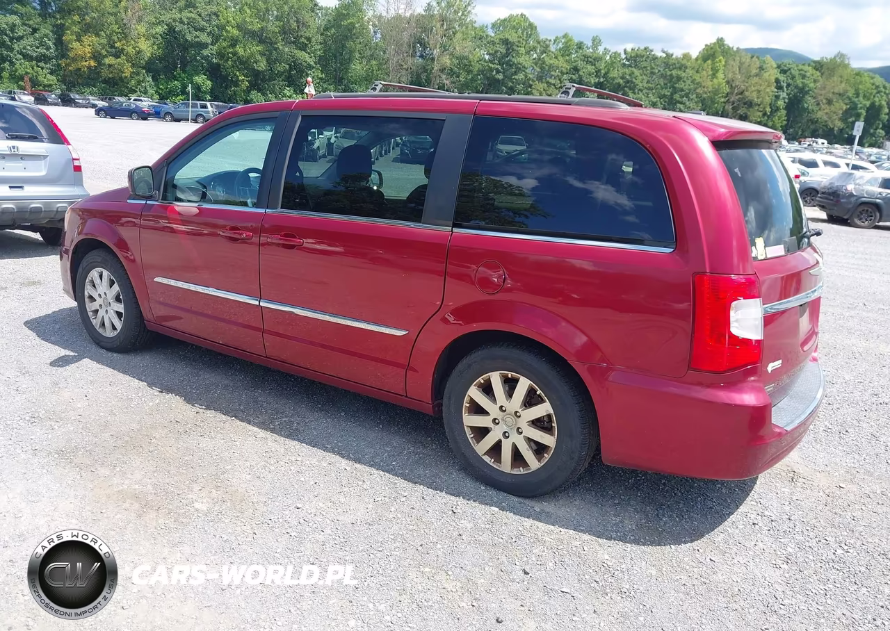 2015 Chrysler Town & Country Touring VIN:2C4RC1BG3FR588280 - 3