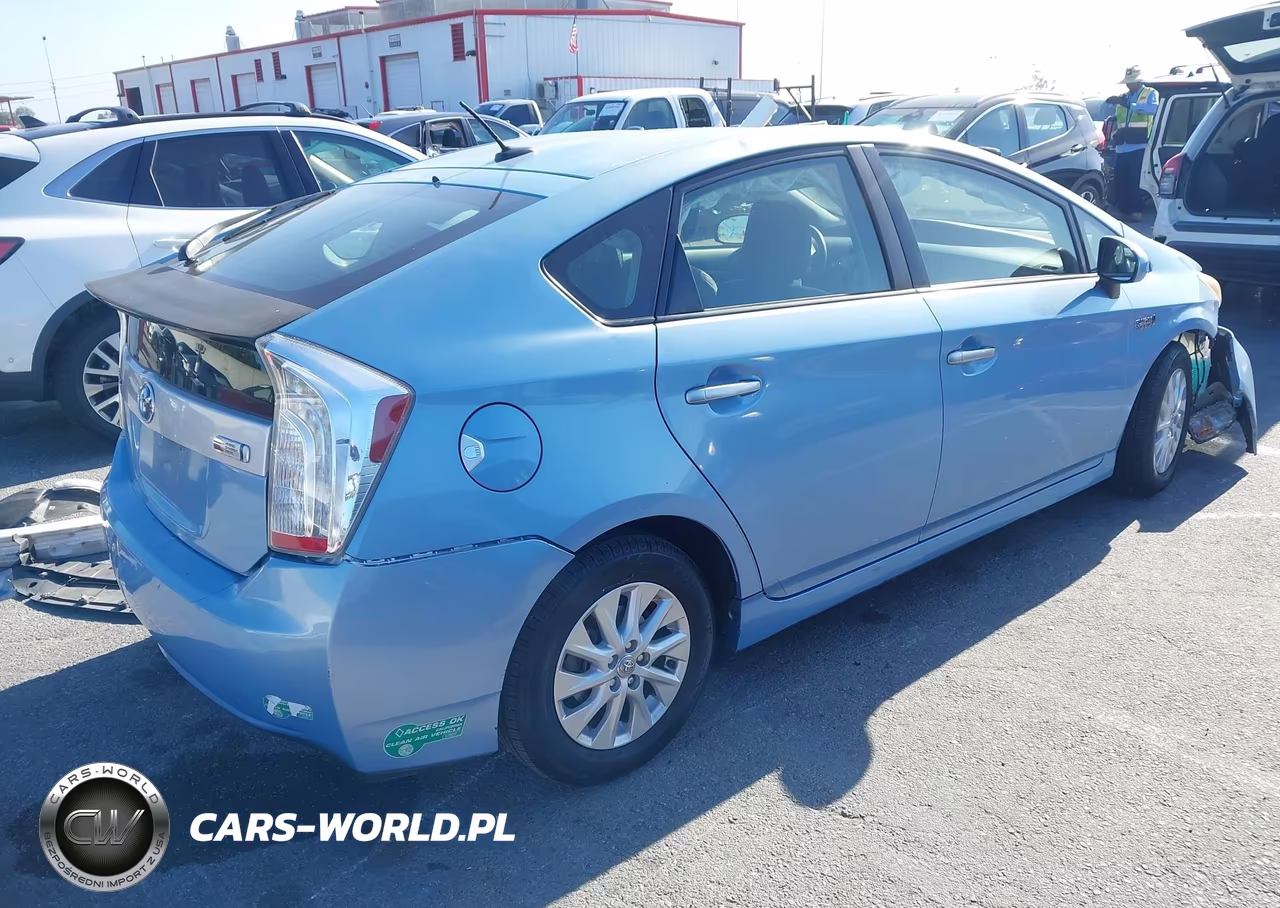 2014 Toyota Prius Plug-In VIN:JTDKN3DP5E3053236 - 4