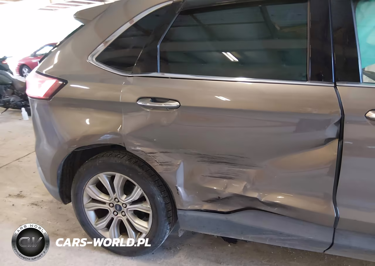 2019 Ford Edge Titanium VIN:2FMPK3K99KBB70456 - 6