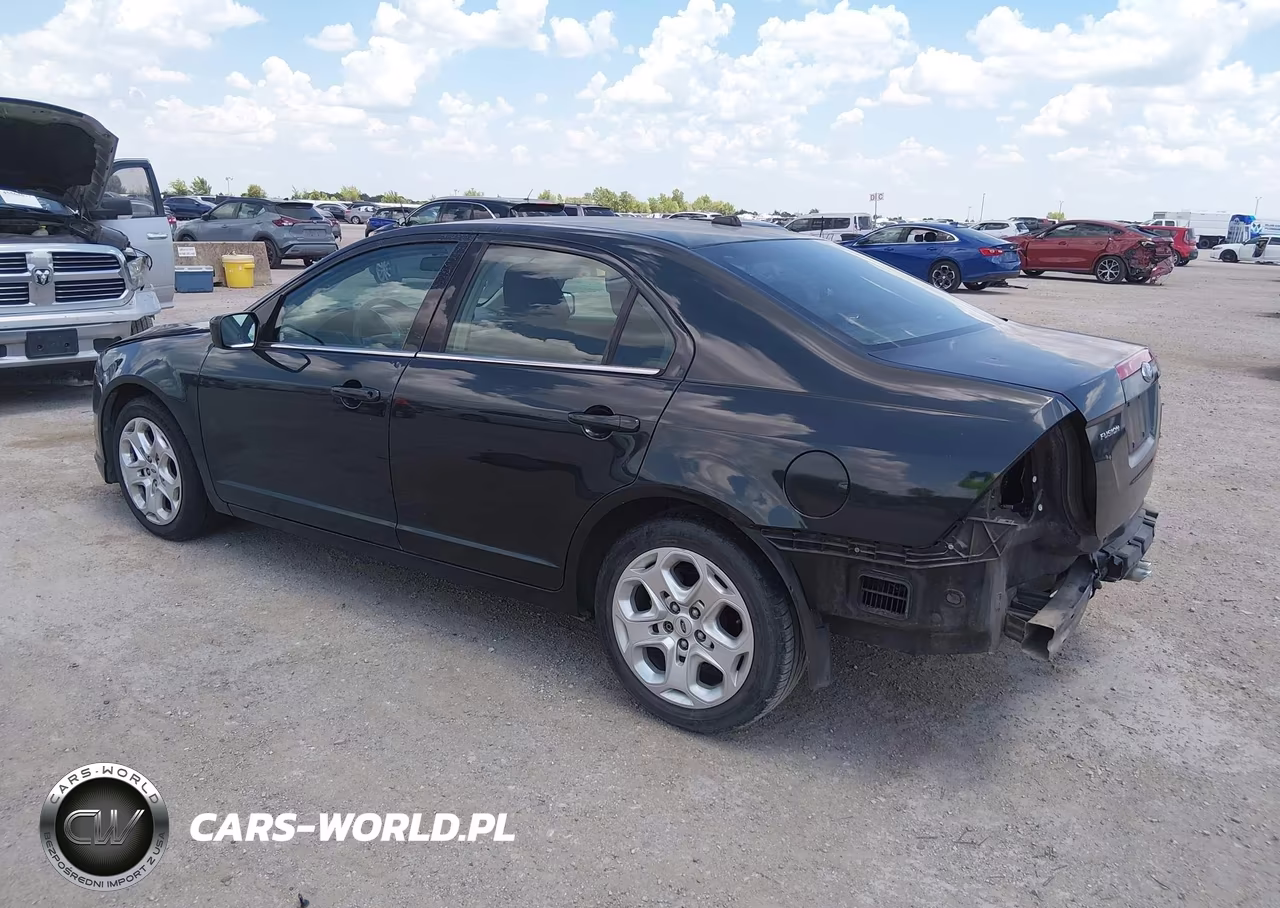2010 Ford Fusion Se VIN:3FAHP0HA3AR132446 - 3