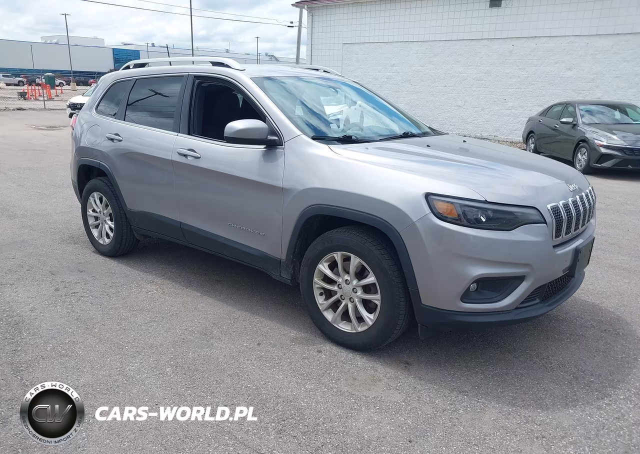 2019 Jeep Cherokee Latitude 4X4 – zdjęcie 1 z 16