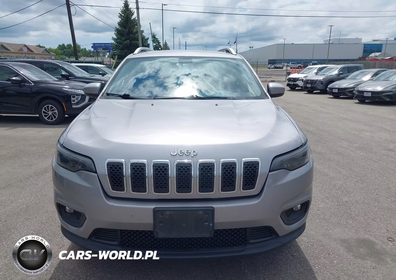 2019 Jeep Cherokee Latitude 4X4 VIN:1C4PJMCBXKD449472 - 12