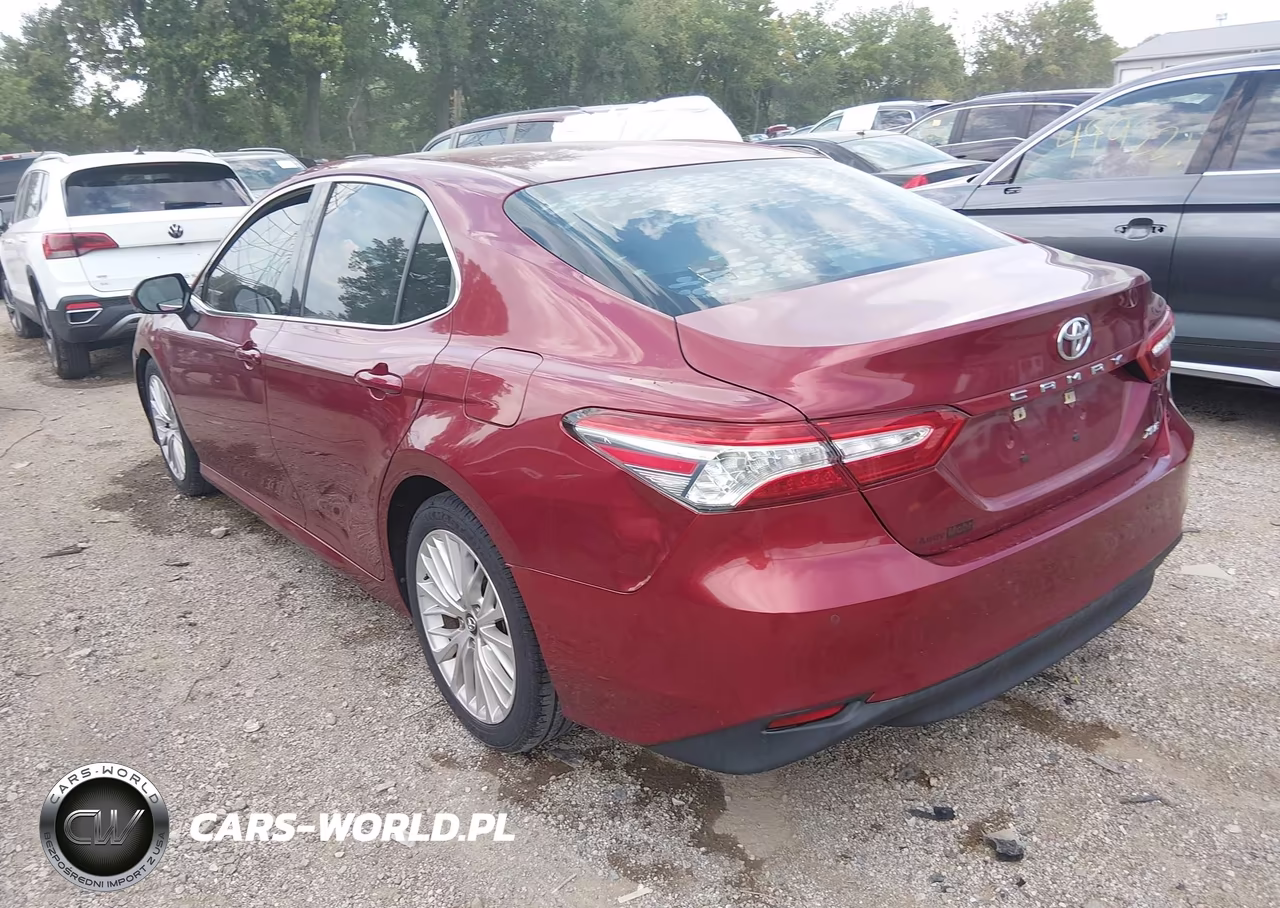 2018 Toyota Camry Xle VIN:4T1B11HK9JU547596 - 3