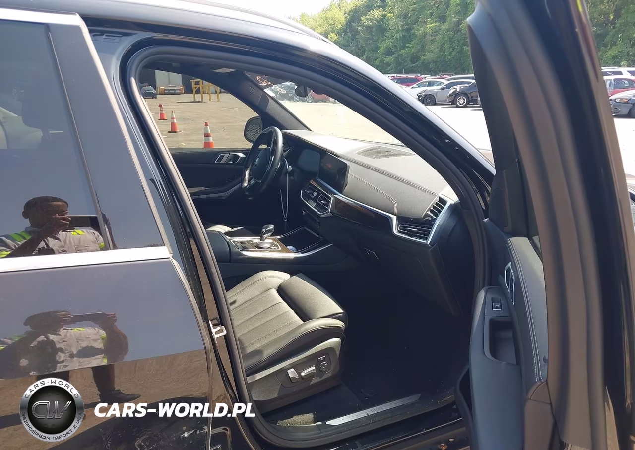 2020 BMW X5 xDrive40I VIN:5UXCR6C07L9B61240 - 5