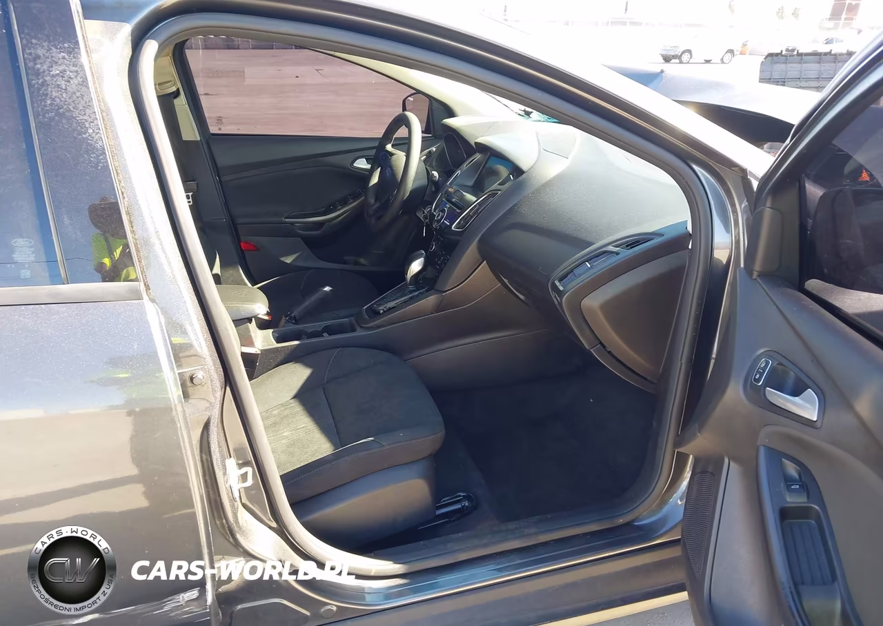 2018 Ford Focus Sel VIN:1FADP3M20JL223963 - 5