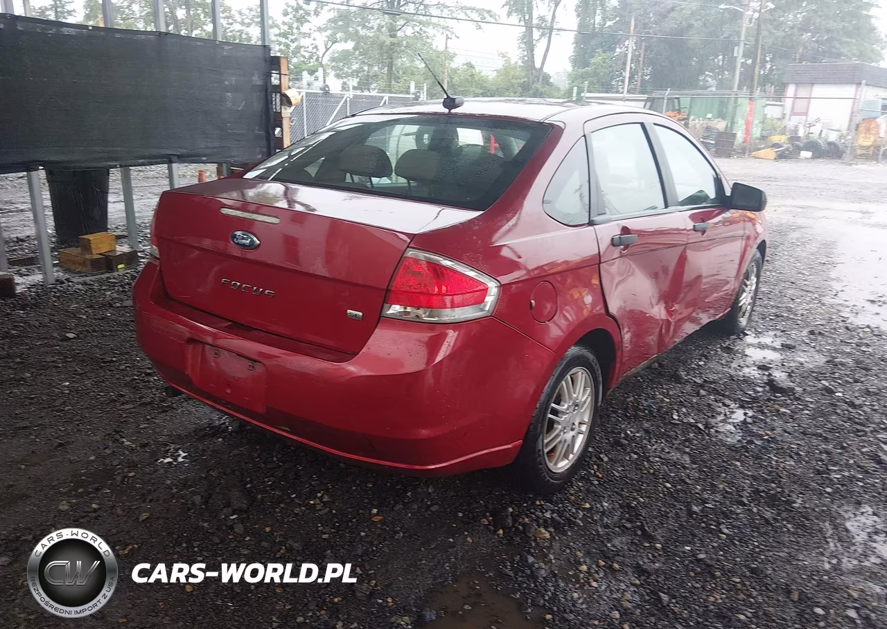 2011 Ford Focus Se VIN:1FAHP3FN3BW172161 - 4